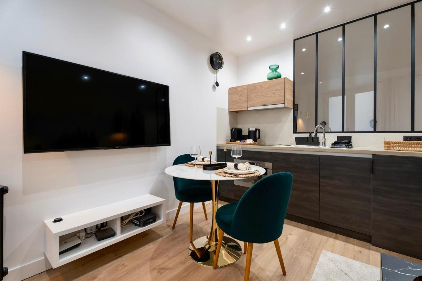 Appartement Cosy A 9 Min A Pied De La Cathedrale Notre Dame Paris Exterior photo