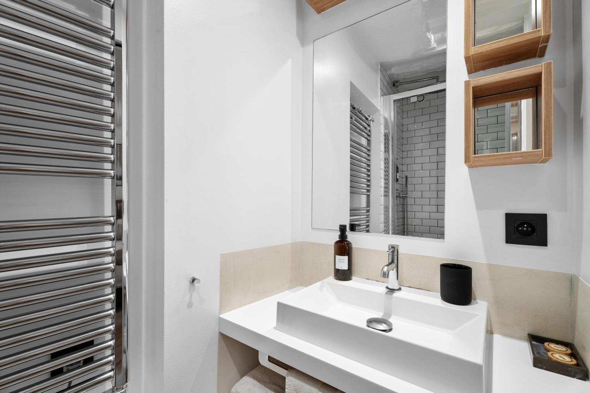 Appartement Cosy A 9 Min A Pied De La Cathedrale Notre Dame Paris Exterior photo